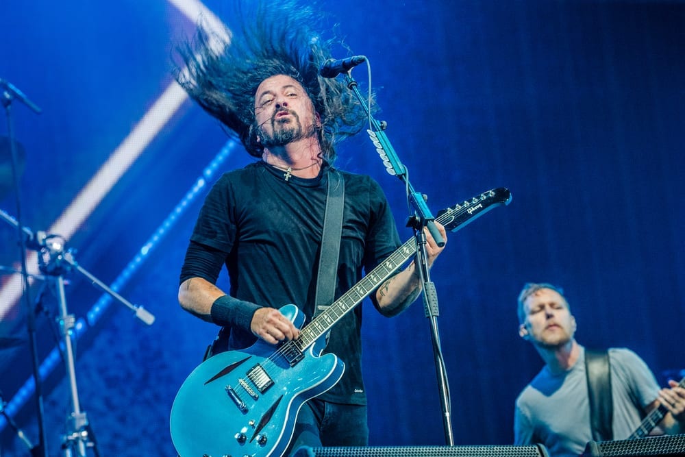 Foo Fighters aseguran que fantasmas los molestaban mientras grababan su nuevo disco