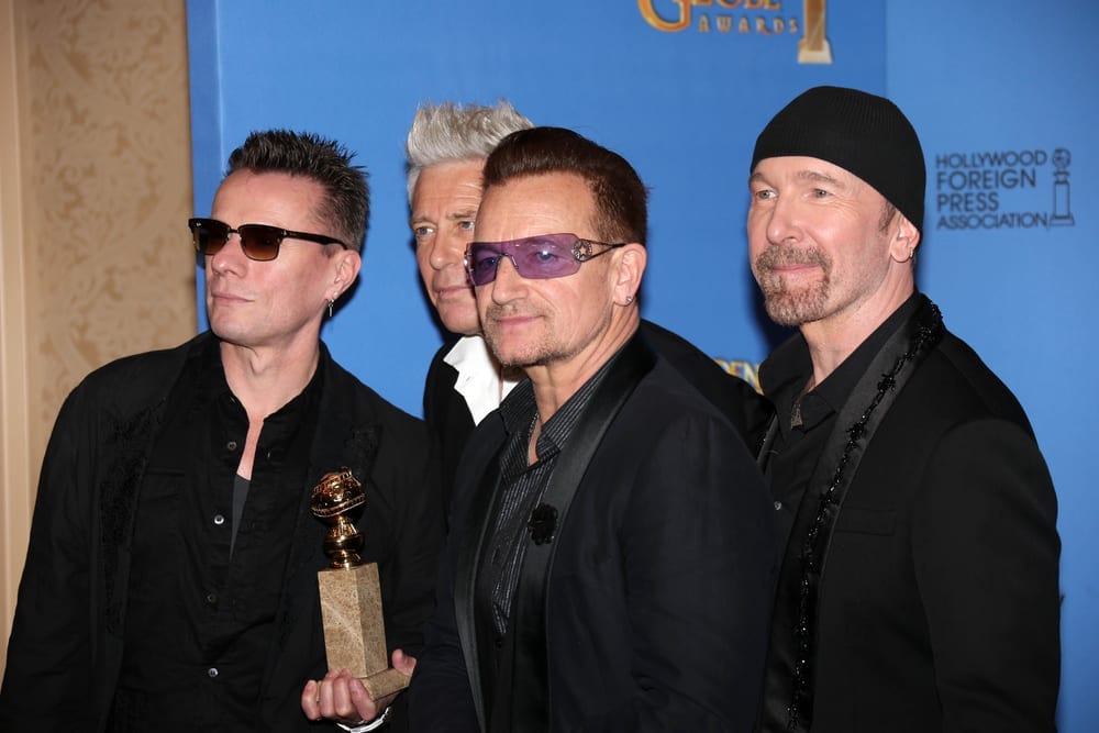 U2 dona 10 millones de euros a Irlanda para combatir al coronavirus